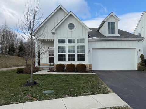 Photo of 5518 Eva Lp N 40 #40, Dublin, OH 43016 (MLS # 226000401)