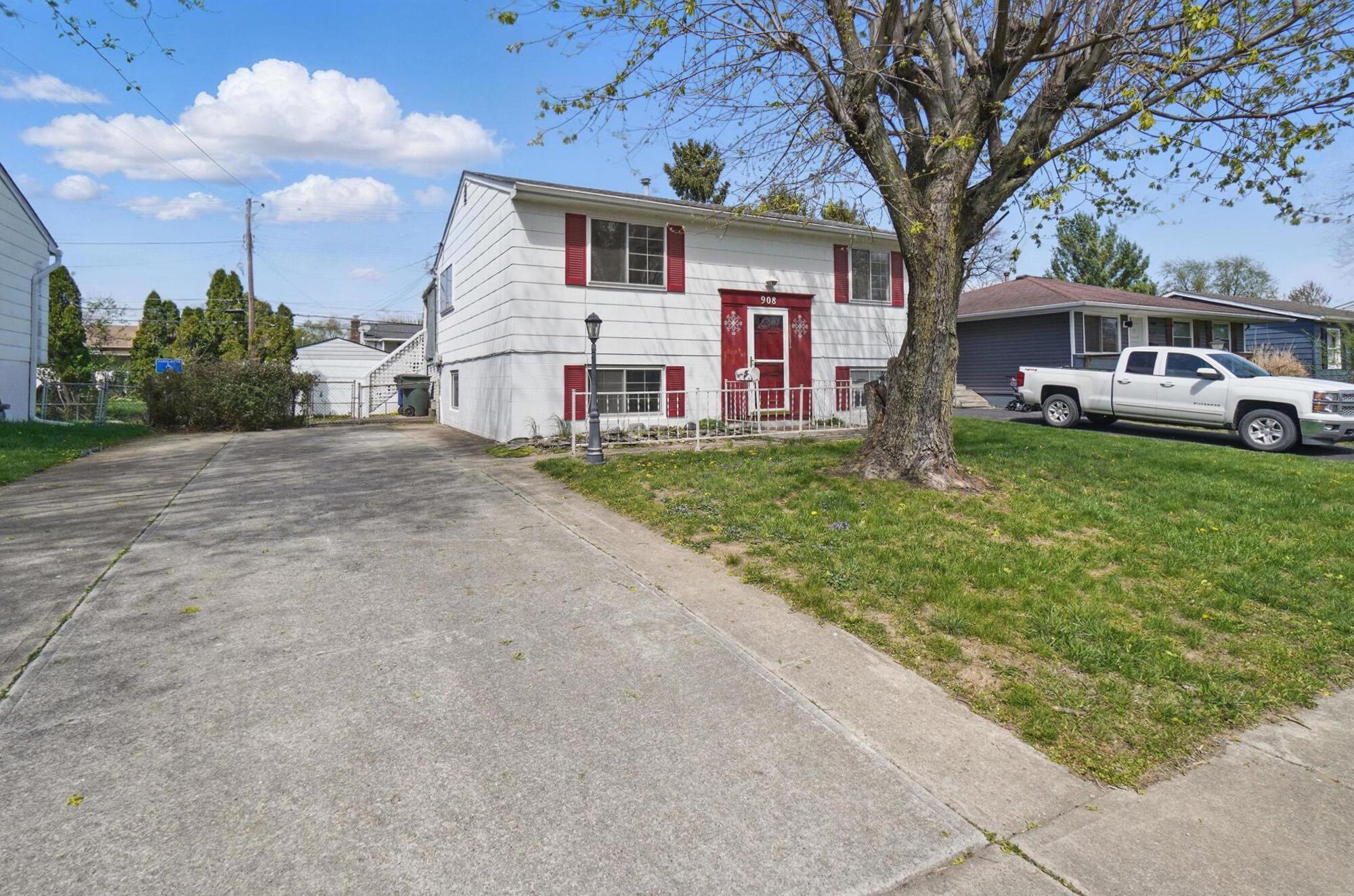 908 Higbee Drive, Columbus, Ohio image 5
