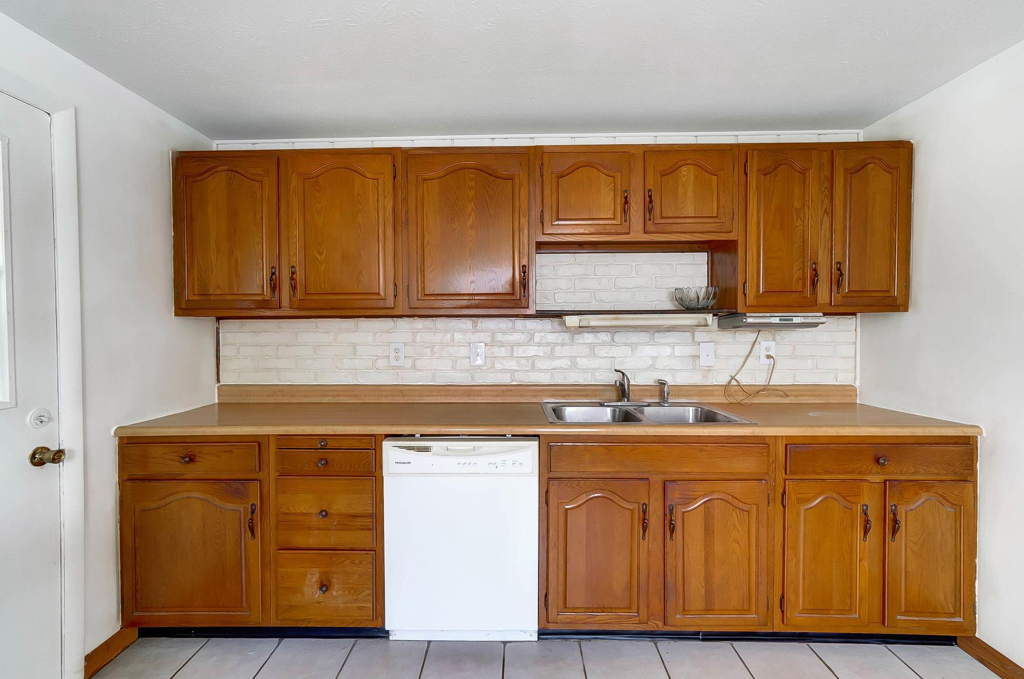 908 Higbee Drive, Columbus, Ohio image 10