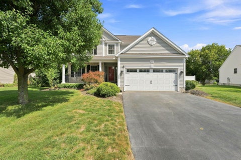 Photo of 3100 Weeping Spruce Drive, Grove City, OH 43123 (MLS # 226033515)