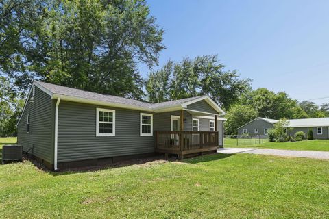Tiny photo for 8 Brown Avenue, Chillicothe, OH 45601 (MLS # 226024178)