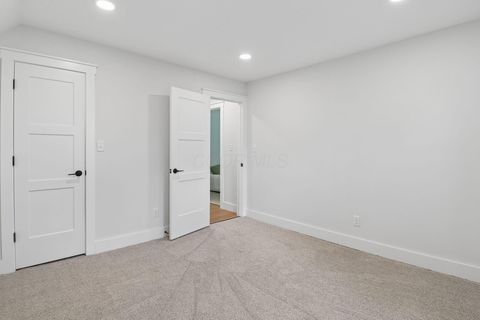 Tiny photo for 8 Brown Avenue, Chillicothe, OH 45601 (MLS # 226024178)