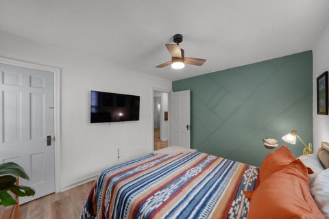 Tiny photo for 1006 Chambers Circle, Columbus, OH 43212 (MLS # 226035622)