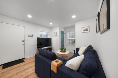 Tiny photo for 1006 Chambers Circle, Columbus, OH 43212 (MLS # 226035622)