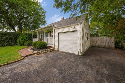 Tiny photo for 1006 Chambers Circle, Columbus, OH 43212 (MLS # 226035622)