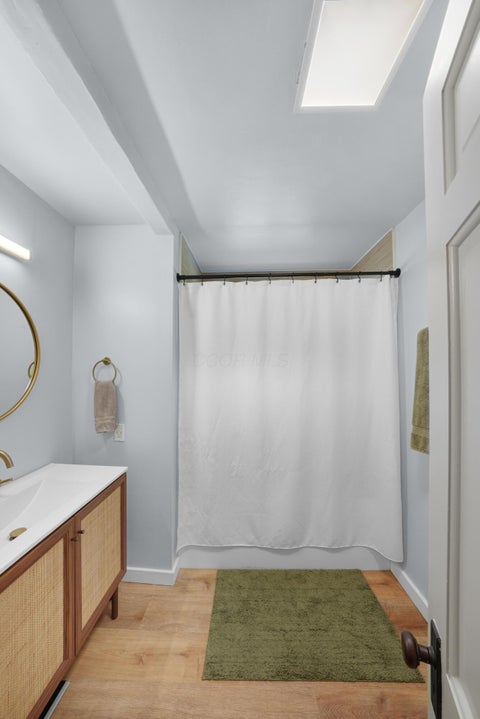 Tiny photo for 1006 Chambers Circle, Columbus, OH 43212 (MLS # 226035622)