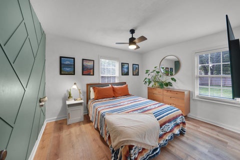 Tiny photo for 1006 Chambers Circle, Columbus, OH 43212 (MLS # 226035622)