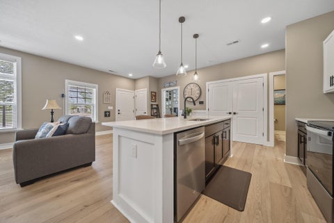 Tiny photo for 5636 Apothecary Way, New Albany, OH 43054 (MLS # 226015526)