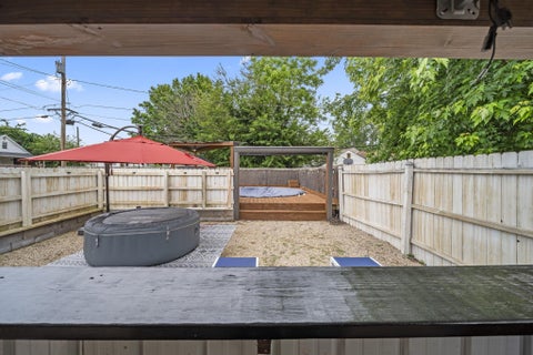 Tiny photo for 757 E Water Street, Chillicothe, OH 45601 (MLS # 226019028)