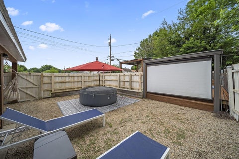 Tiny photo for 757 E Water Street, Chillicothe, OH 45601 (MLS # 226019028)