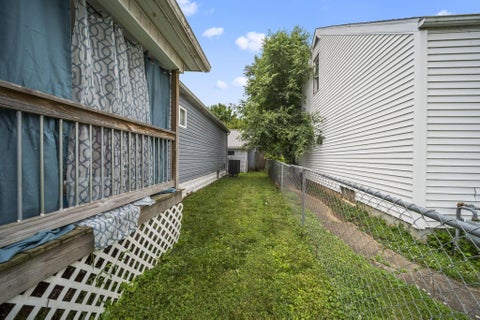Tiny photo for 757 E Water Street, Chillicothe, OH 45601 (MLS # 226019028)