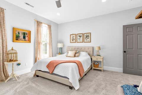 Photo of 80 Hanford Street, Columbus, OH 43206 (MLS # 226029255)