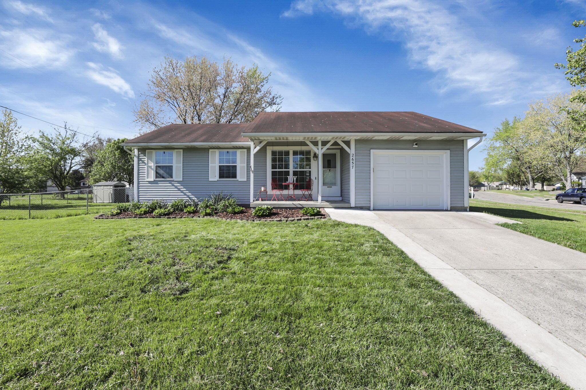 2657 Buggywhip Lane, Columbus, Ohio image 2