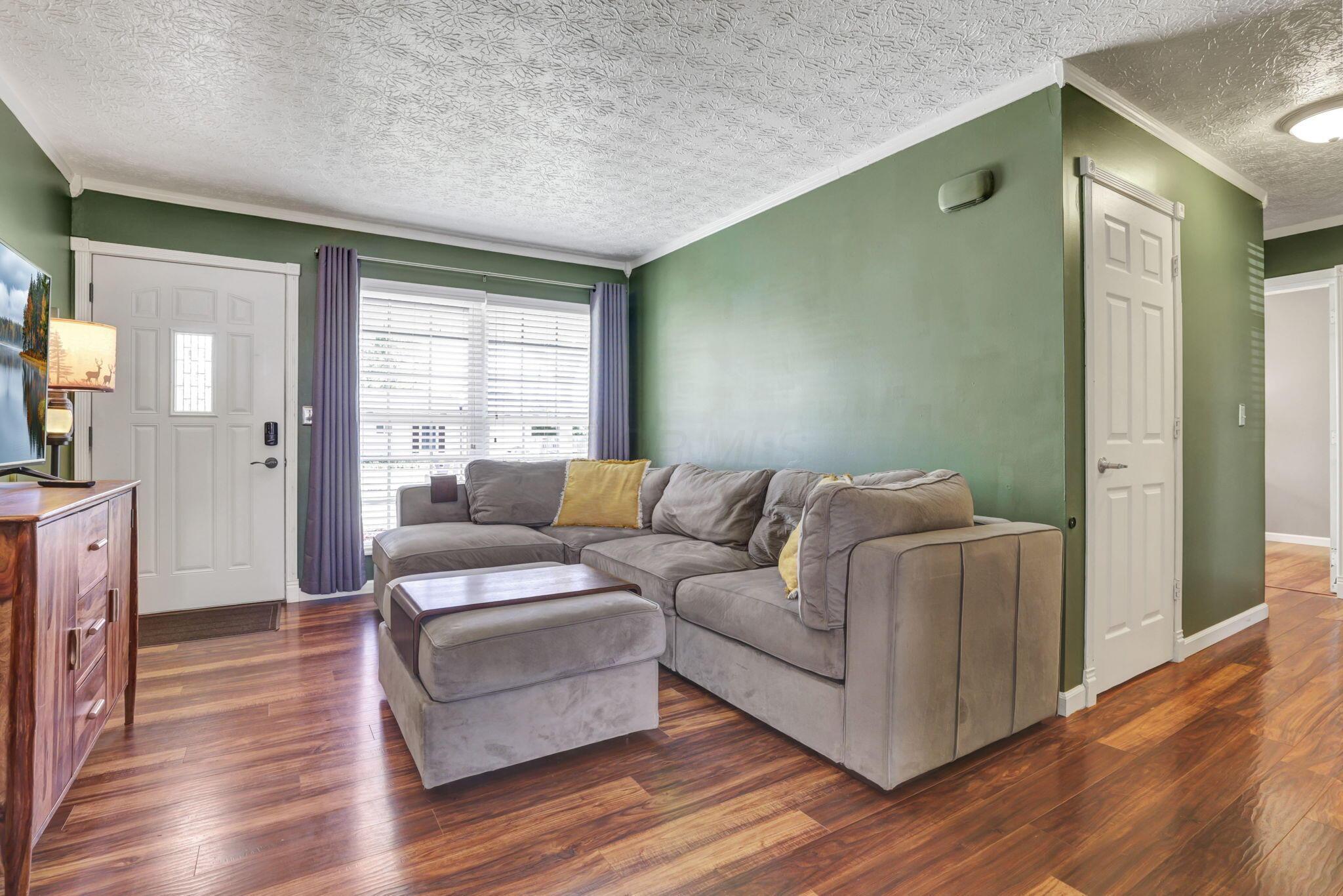 2657 Buggywhip Lane, Columbus, Ohio image 9