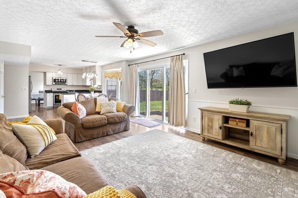3094 Hyde Park Court, Hilliard, Ohio image 13