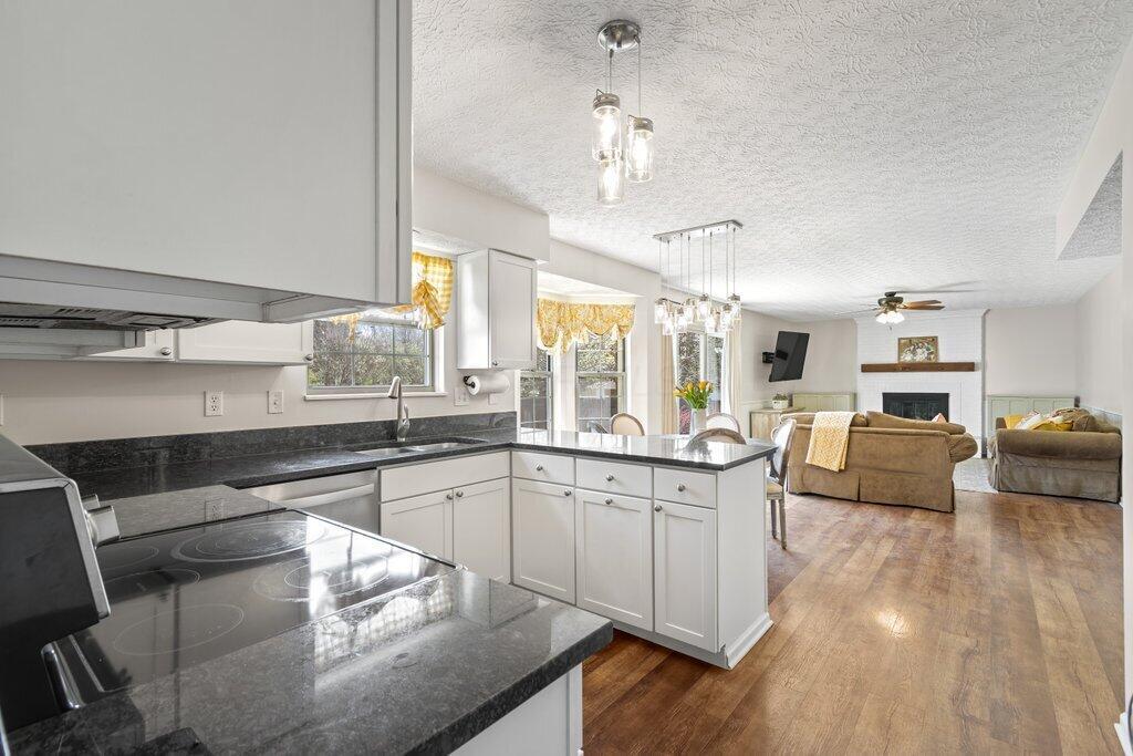 3094 Hyde Park Court, Hilliard, Ohio image 12