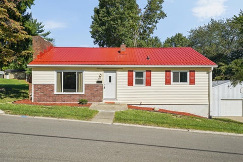 Photo of 309 Park Avenue, New Lexington, OH 43764 (MLS # 226035185)