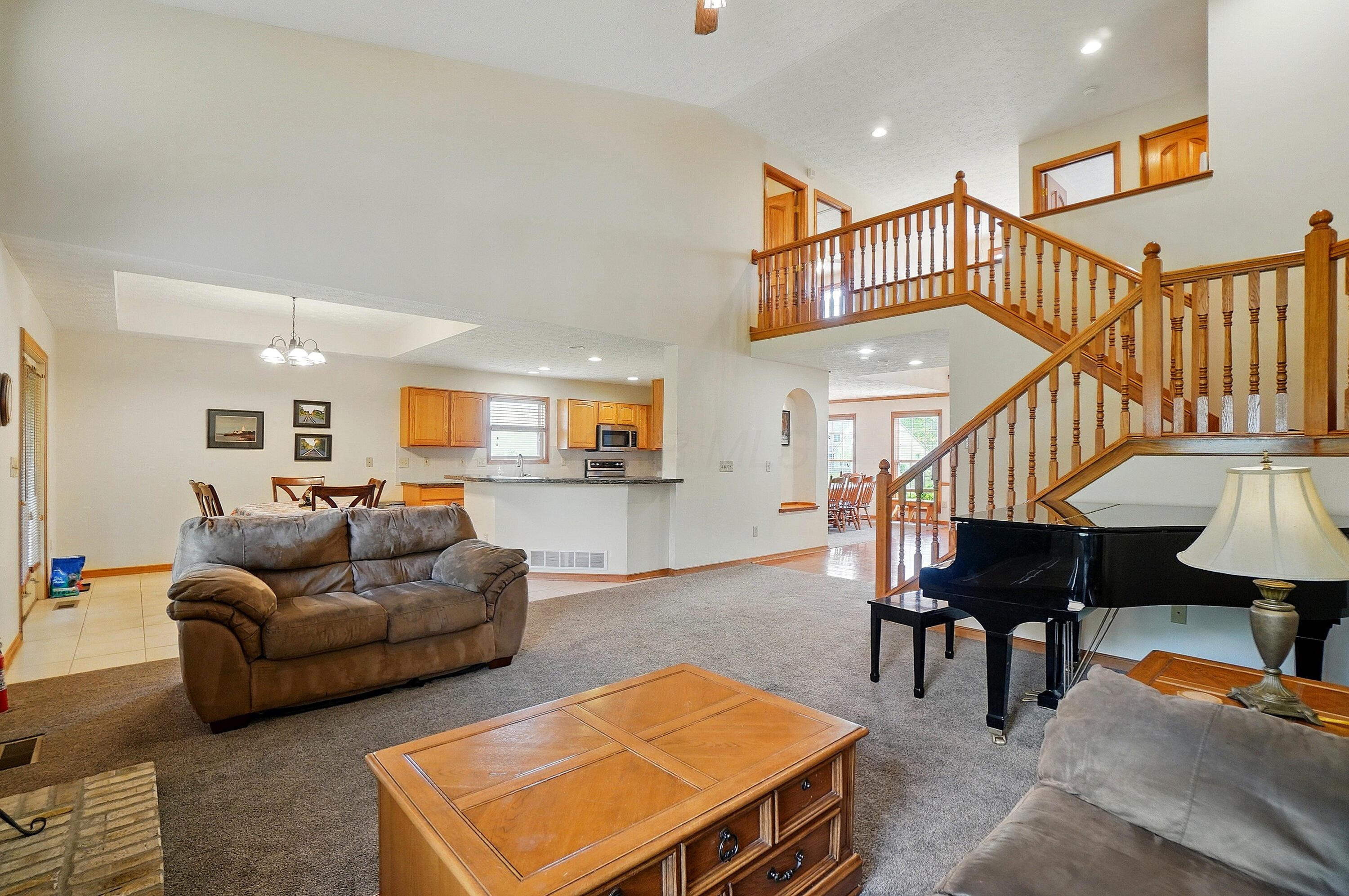 1775 Harrison Pond Drive, New Albany, Ohio image 12