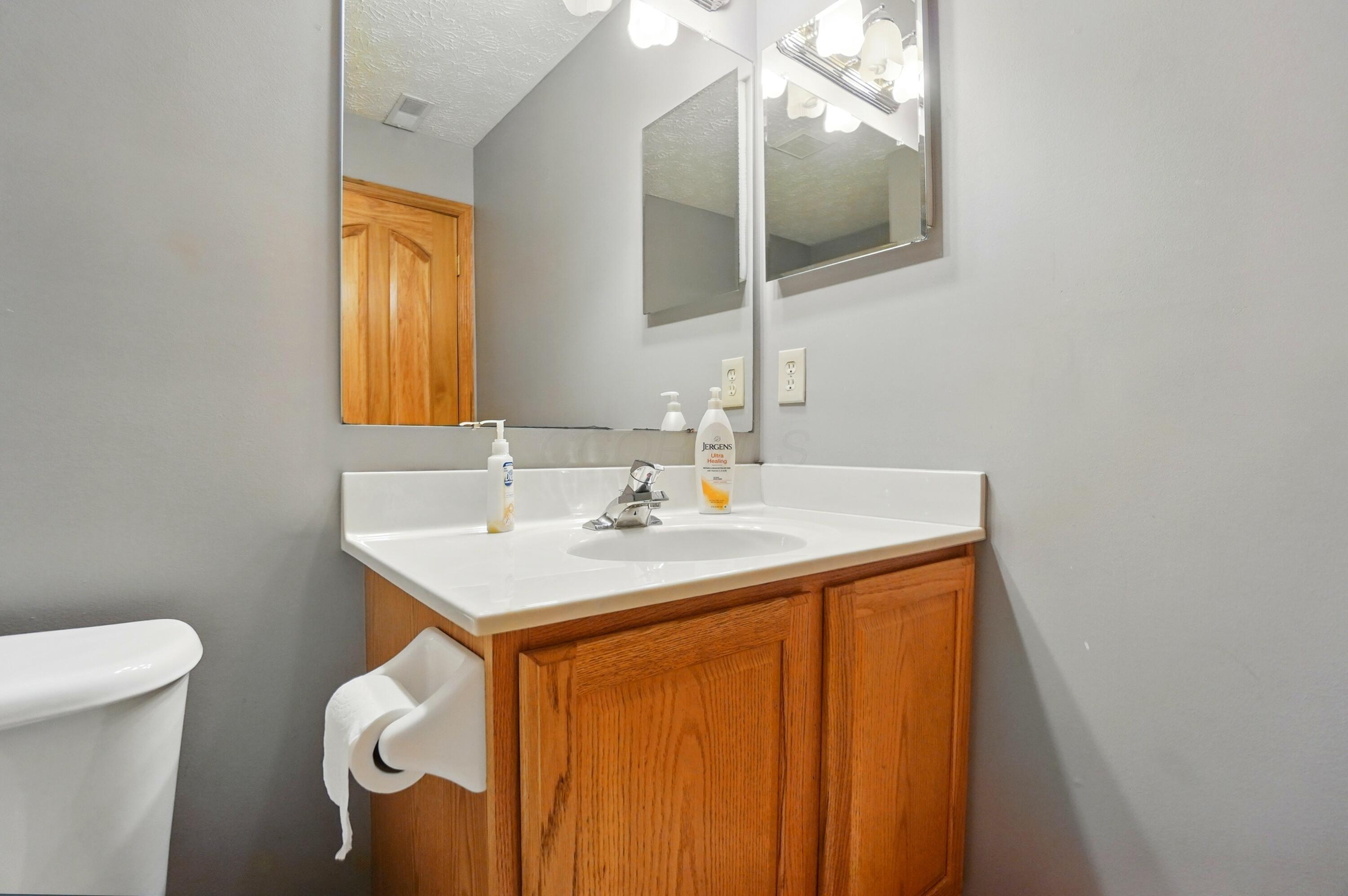 1775 Harrison Pond Drive, New Albany, Ohio image 38