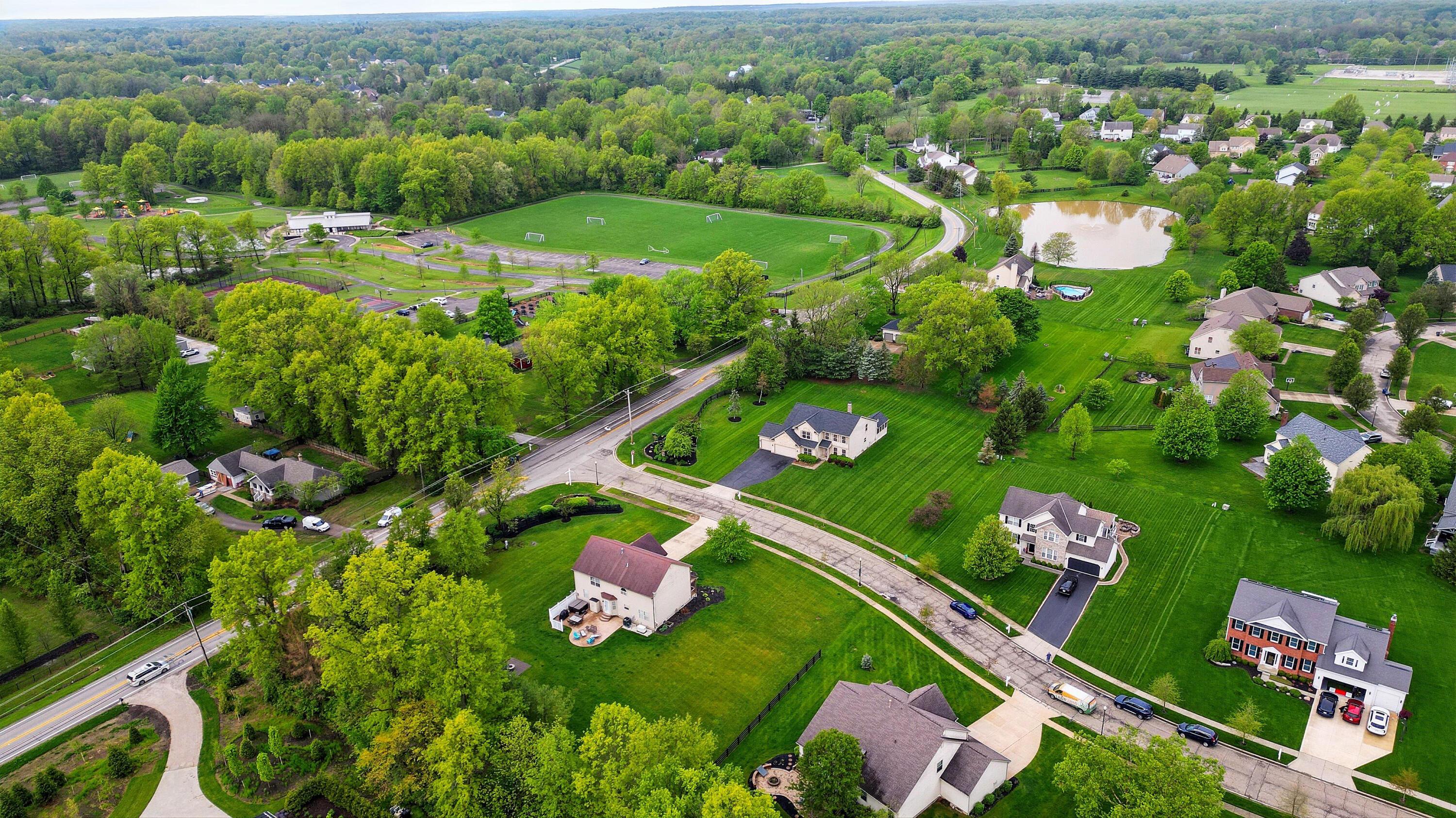 1775 Harrison Pond Drive, New Albany, Ohio image 4