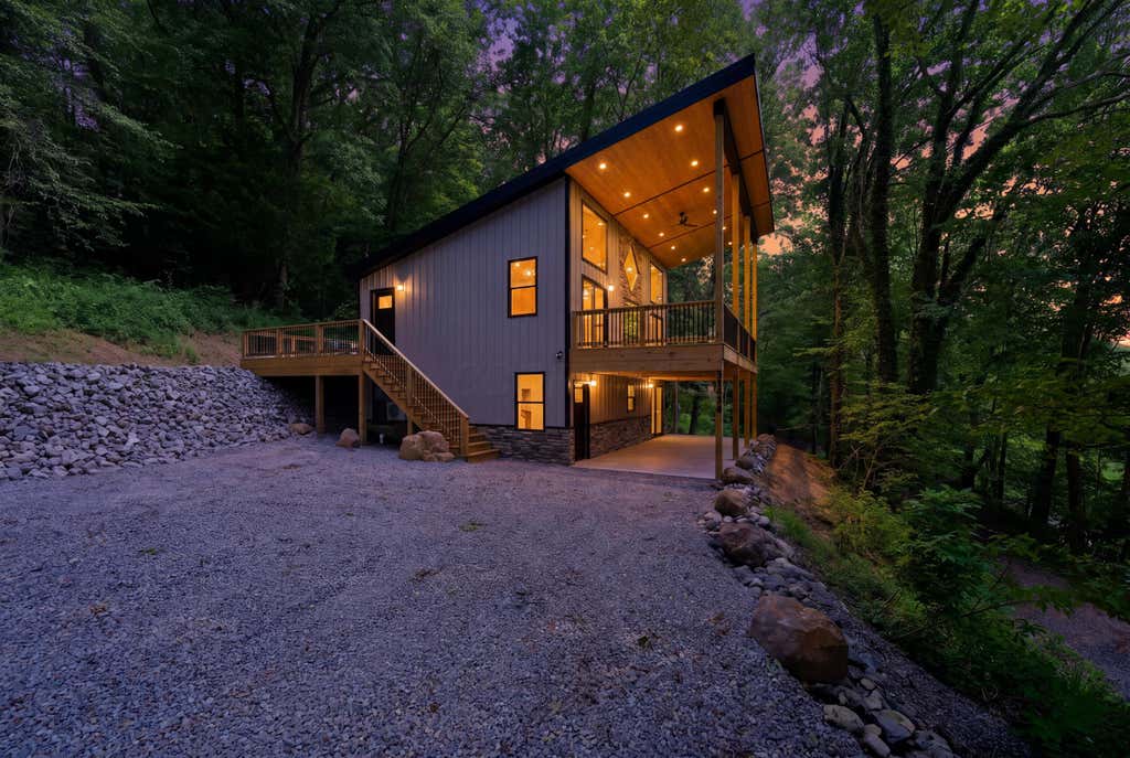 Photo of 31546 State Route 278, McArthur, OH 45651 (MLS # 226031059)