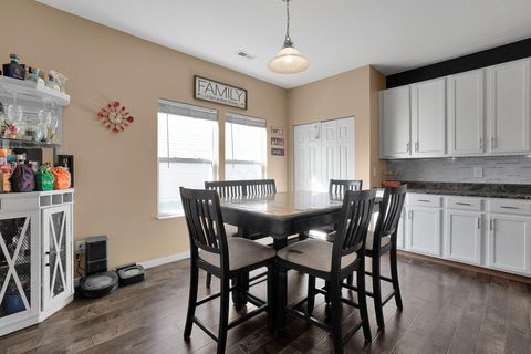 Tiny photo for 2940 Sussex Place Drive, Grove City, OH 43123 (MLS # 226005771)