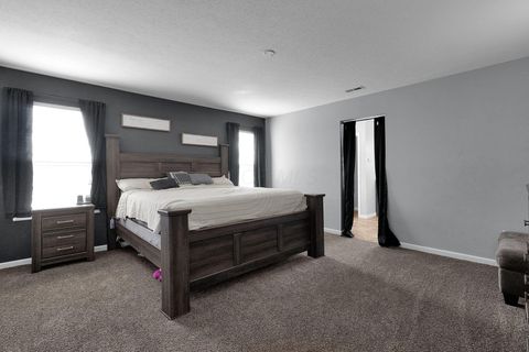 Tiny photo for 2940 Sussex Place Drive, Grove City, OH 43123 (MLS # 226005771)