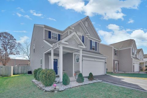 Tiny photo for 2940 Sussex Place Drive, Grove City, OH 43123 (MLS # 226005771)
