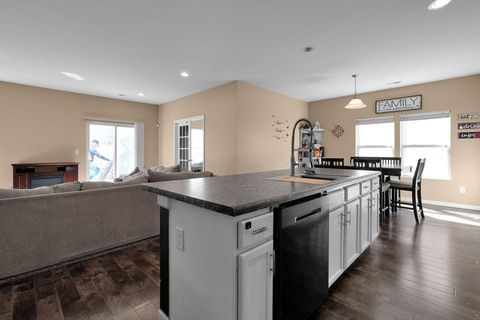 Tiny photo for 2940 Sussex Place Drive, Grove City, OH 43123 (MLS # 226005771)