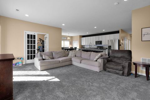 Tiny photo for 2940 Sussex Place Drive, Grove City, OH 43123 (MLS # 226005771)