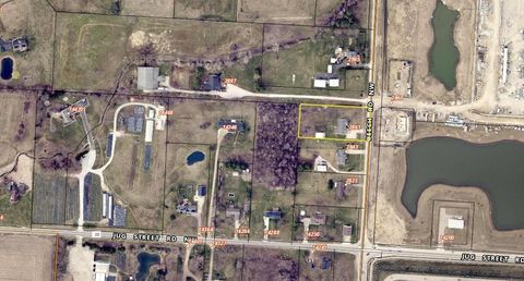 Photo of 2861 Beech Road NW, Johnstown, OH 43031 (MLS # 225036870)