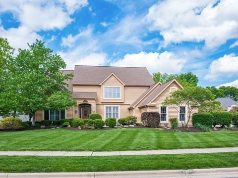 Photo of 3818 Riverwatch Lane, Columbus, OH 43221 (MLS # 226014389)