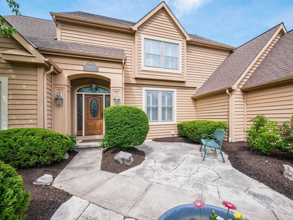 Photo of 3818 Riverwatch Lane, Columbus, OH 43221 (MLS # 226014389)