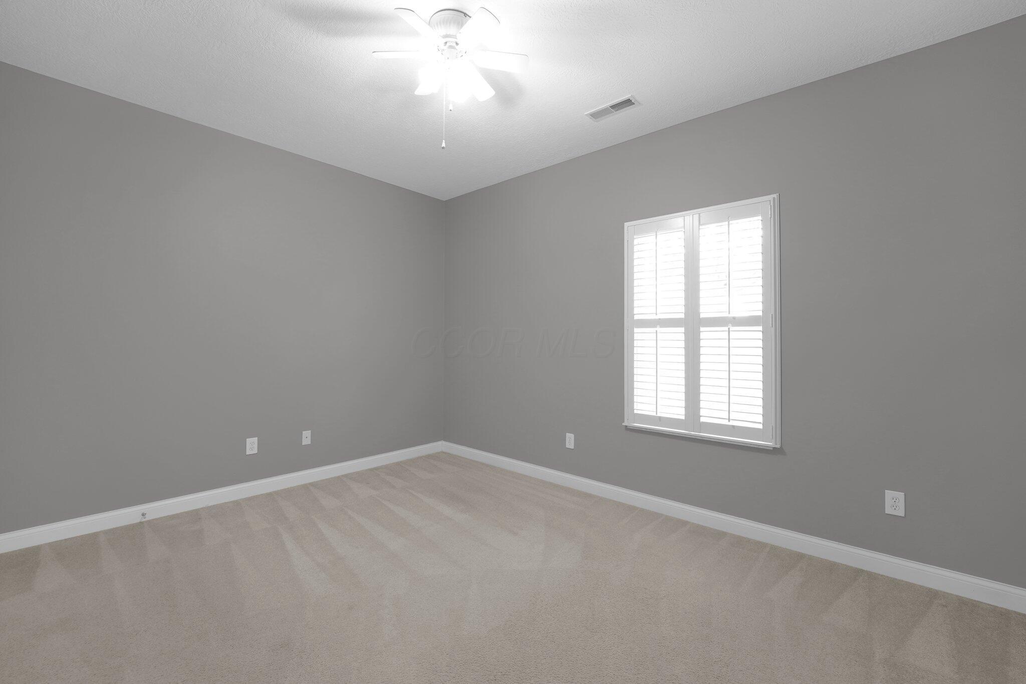 906 Villas Drive, Pataskala, Ohio image 22