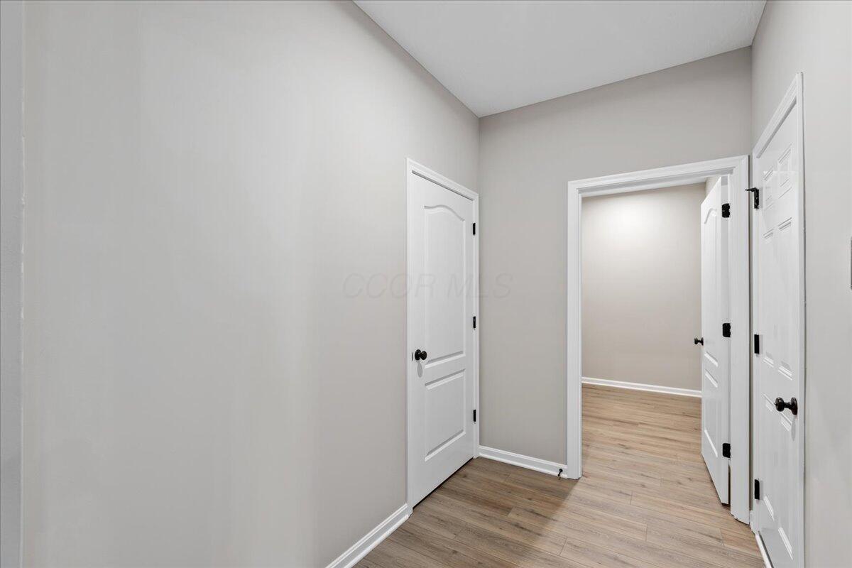6006 Windcliff Drive, Grove City, Ohio image 26