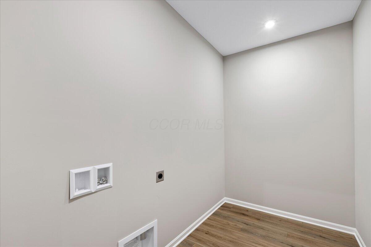 6006 Windcliff Drive, Grove City, Ohio image 27