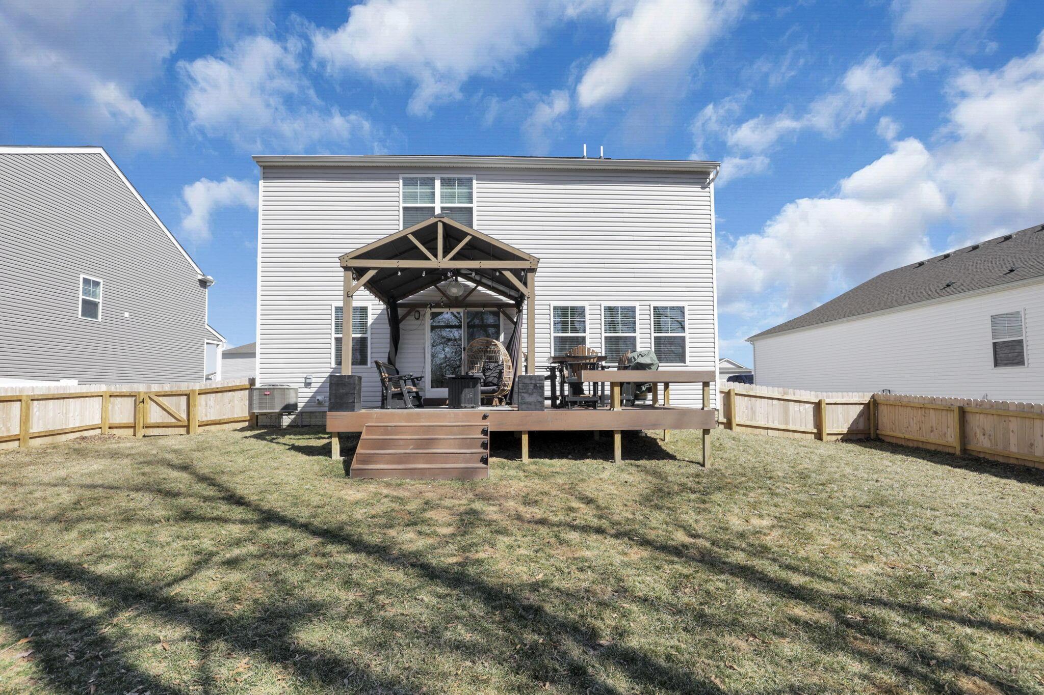 313 Creek View Drive, Commercial Point, Ohio image 5