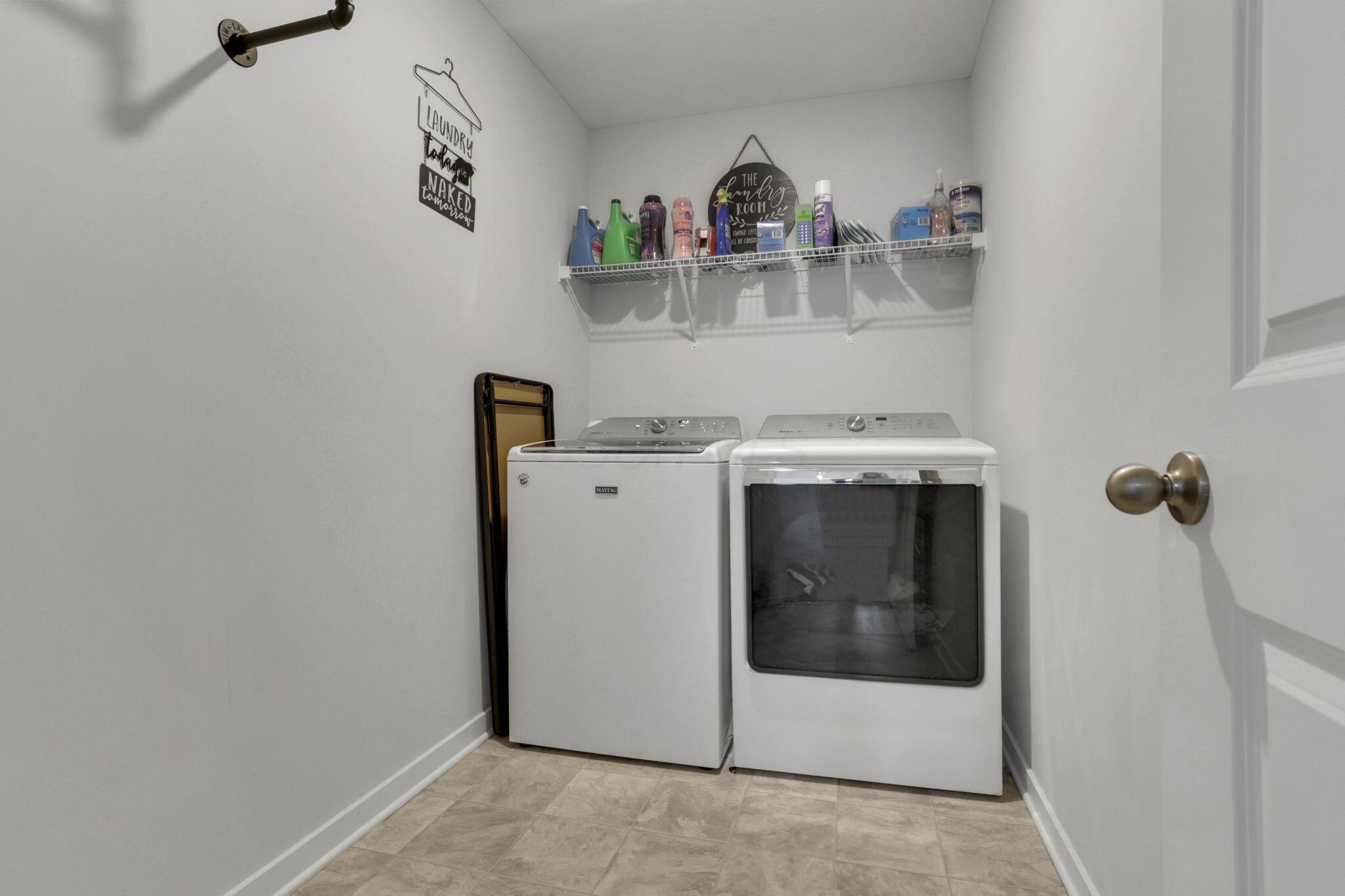 313 Creek View Drive, Commercial Point, Ohio image 37