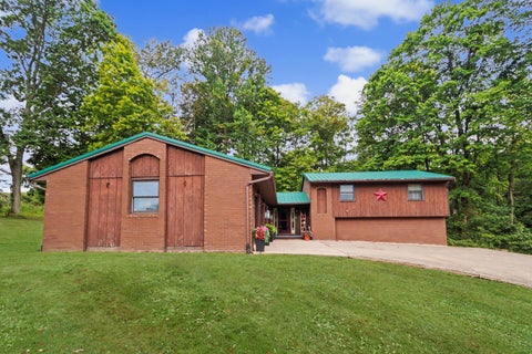Photo of 1442 Harlan Road, Lucas, OH 44843 (MLS # 226033411)