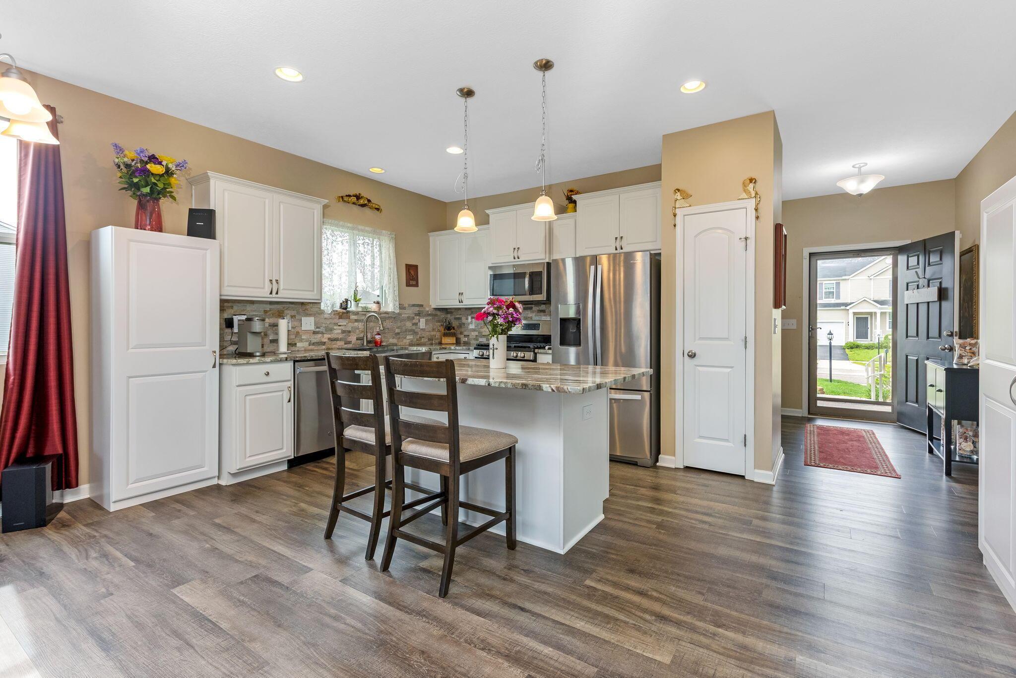 287 Glen Crossing Drive, Etna, Ohio image 9