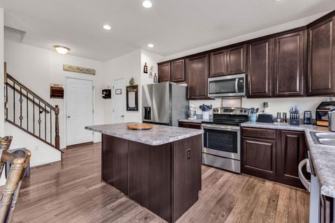 Tiny photo for 109 Butternut Cove Place, Johnstown, OH 43031 (MLS # 225039649)
