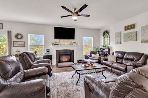 Tiny photo for 109 Butternut Cove Place, Johnstown, OH 43031 (MLS # 225039649)