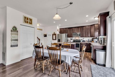 Tiny photo for 109 Butternut Cove Place, Johnstown, OH 43031 (MLS # 225039649)