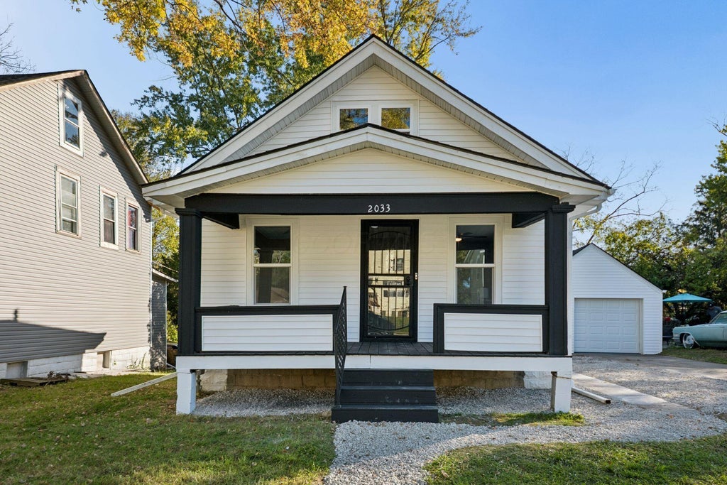 Photo of 2033 Denune Avenue, Columbus, OH 43211 (MLS # 226040466)