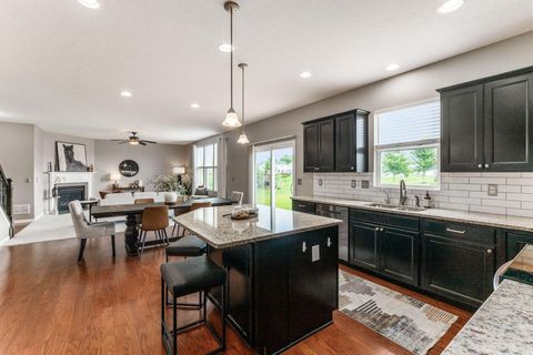 Tiny photo for 11694 Daventry Drive NW, Pickerington, OH 43147 (MLS # 226019072)