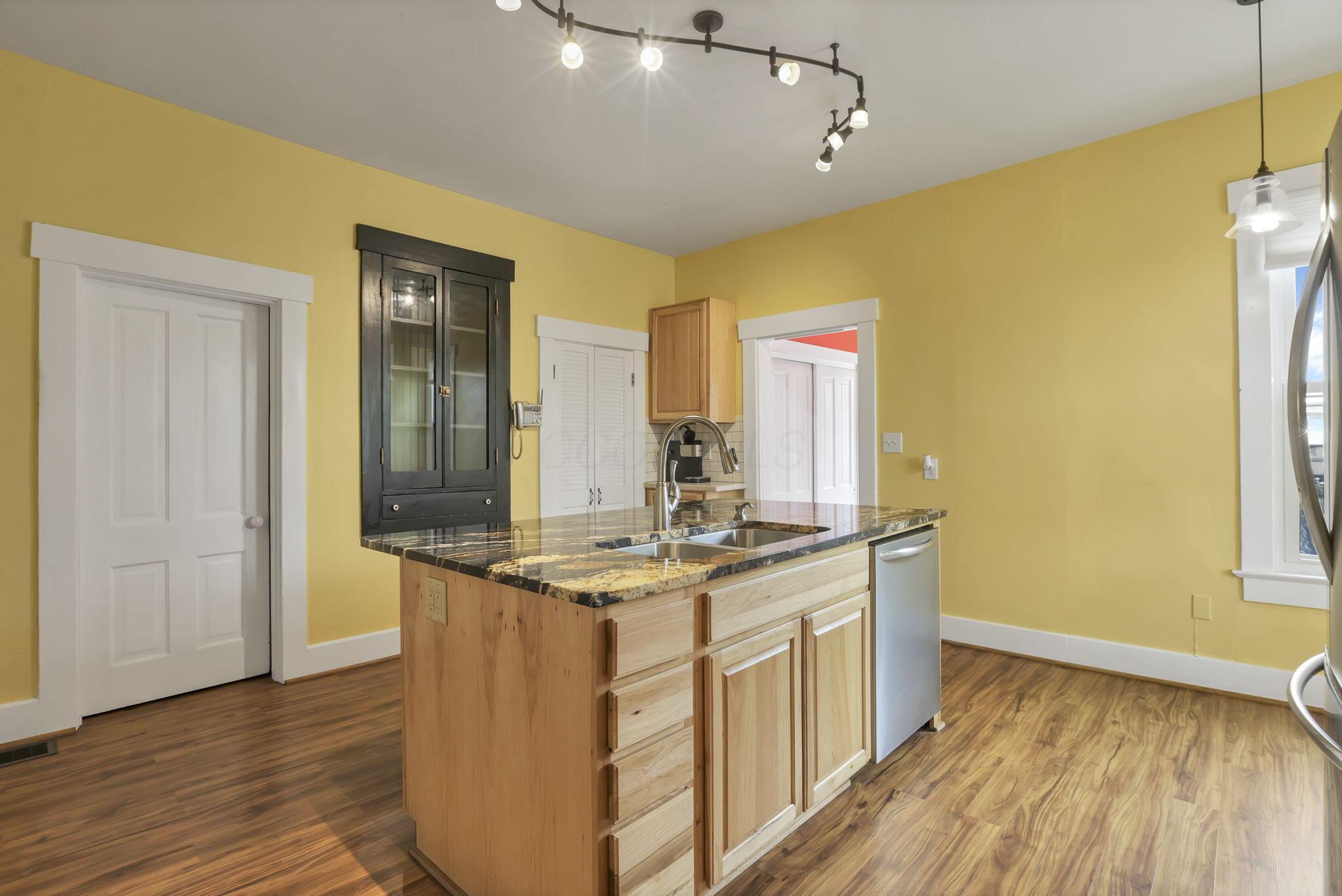 799 Old James Road, Granville, Ohio image 25