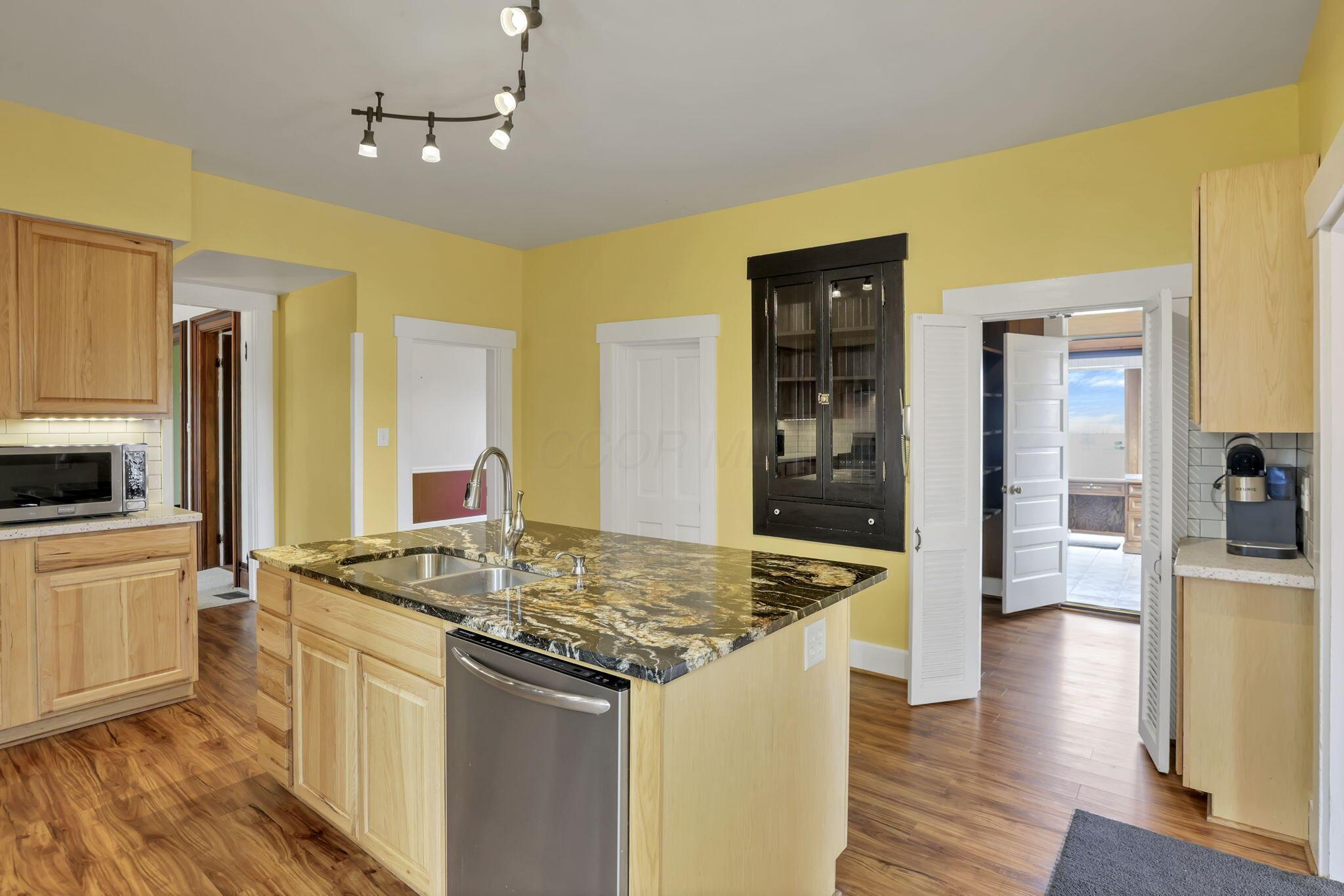 799 Old James Road, Granville, Ohio image 24