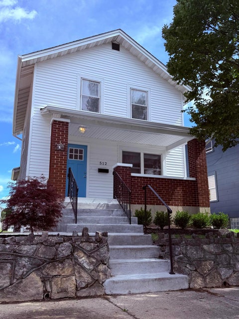 Photo of 512 E Woodrow Avenue, Columbus, OH 43207 (MLS # 226022636)