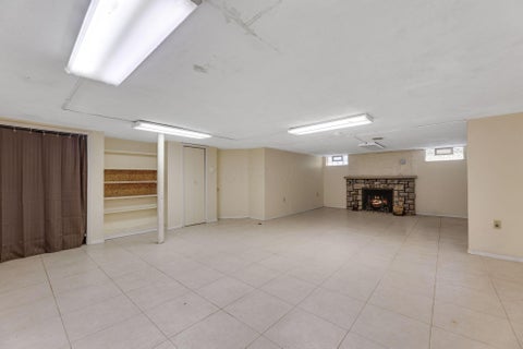 Tiny photo for 35 Brevoort Road, Columbus, OH 43214 (MLS # 226023813)