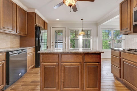 Tiny photo for 35 Brevoort Road, Columbus, OH 43214 (MLS # 226023813)